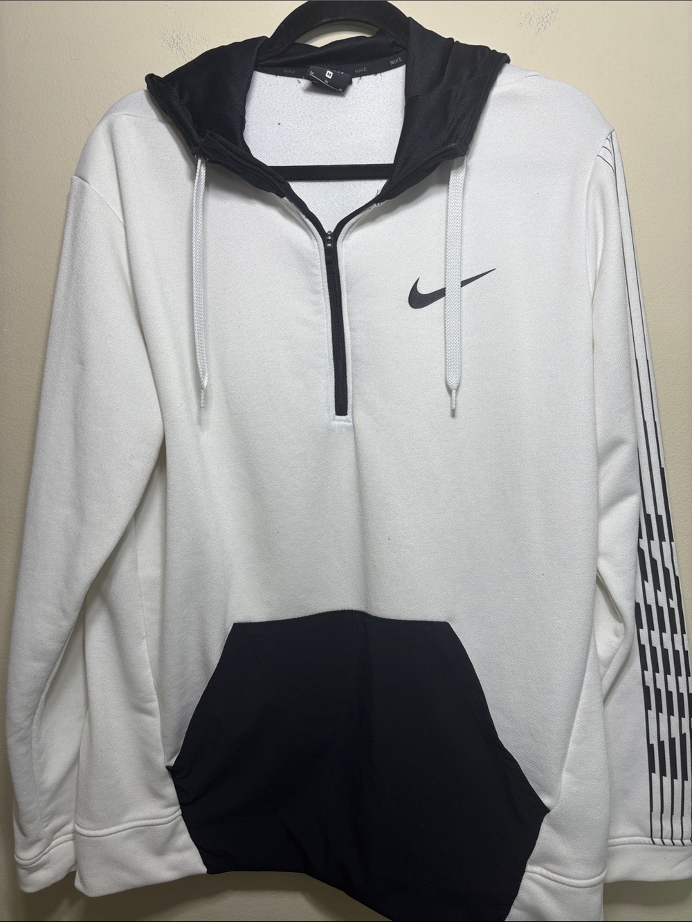 Nike White and Black Half-Zip Pullover Hoodie